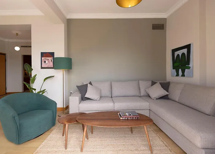 Cityscape Elegance, Sea View Lägenhet